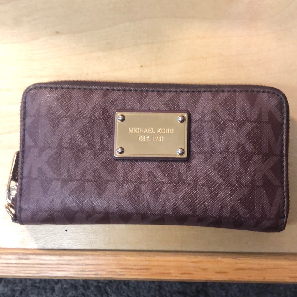Michael Kors wallet